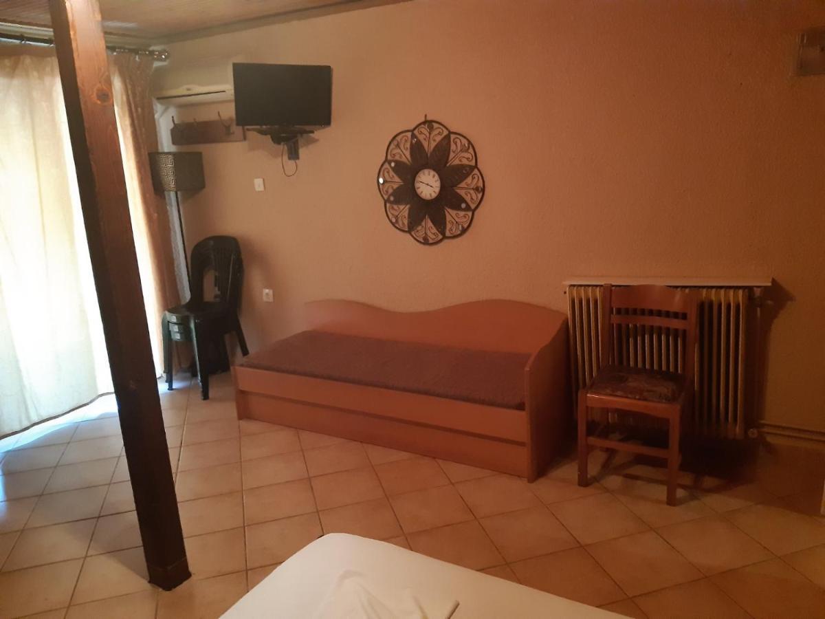 Hotel Dora Sarti Exteriér fotografie