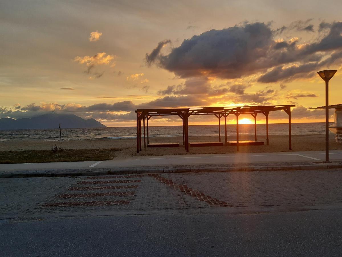 Hotel Dora Sarti Exteriér fotografie